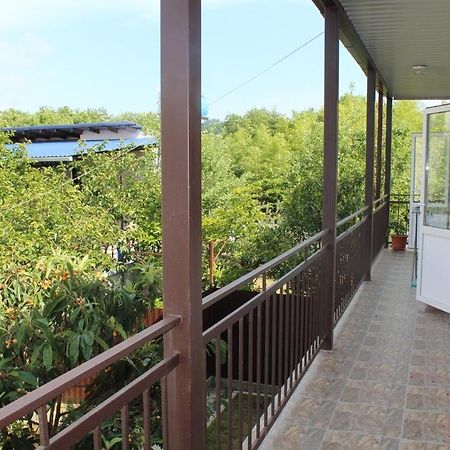 Guest House U Aleny Gagry Exterior photo